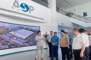 加快推进数字化转型 助力工业企业健康成长 安庆市委副书记、市长张君毅莅临环新集团调研企业数字化转型工作