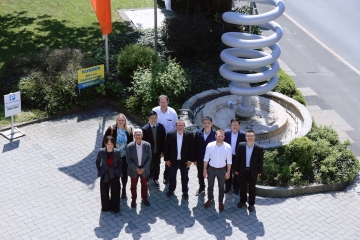 携手并肩 共谋未来 ASP公司第一届第一次股东会暨第五届董事会第三次会议顺利召开